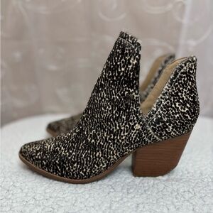 Coconuts by Matisse “Trader” Calf Hair Bootie, 6M